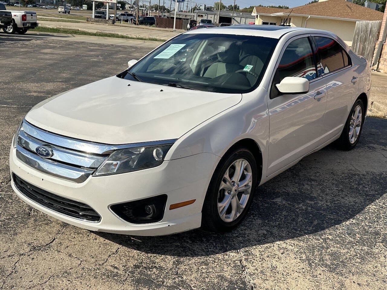 Used 2012 Ford Fusion SE FWD image 4