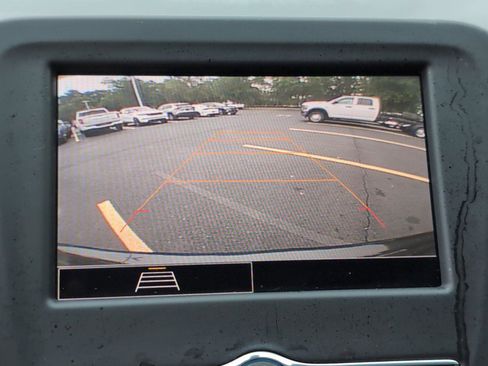 Used 2022 Chevrolet Equinox LT FWD image 18