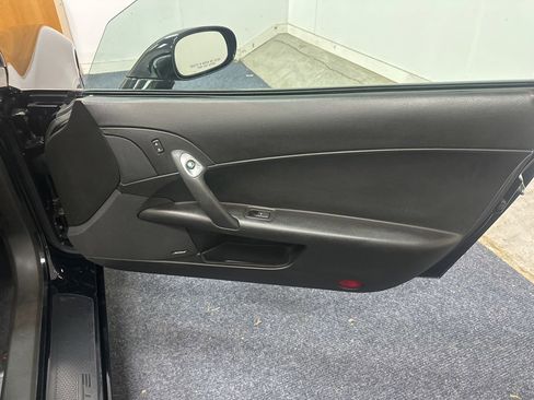 Used 2005 Chevrolet Corvette 2dr Cpe w/ Preferred Equipment Group image 16