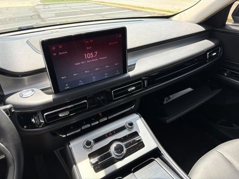 Used 2024 Lincoln Aviator AWD w/ Premium Package image 51