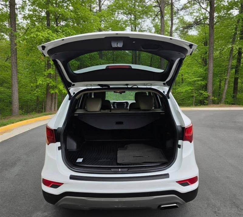 Used 2018 Hyundai Santa Fe Sport w/ 2.4L Tech Package 04 AWD/4WD image 13