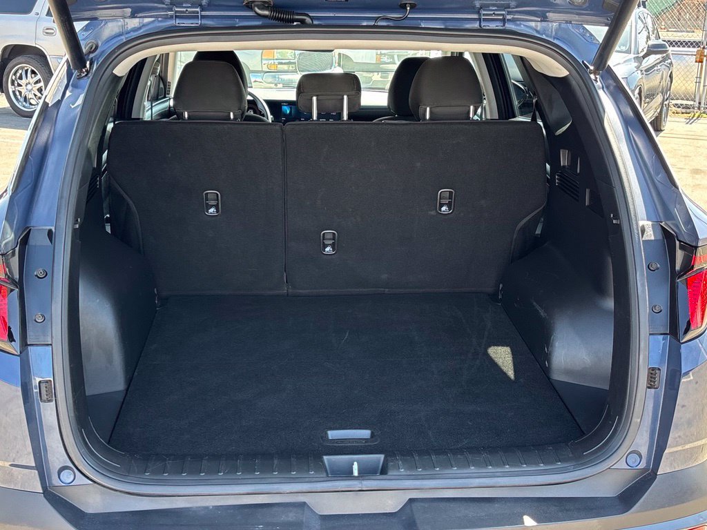 Used 2025 Hyundai Tucson SEL FWD image 23