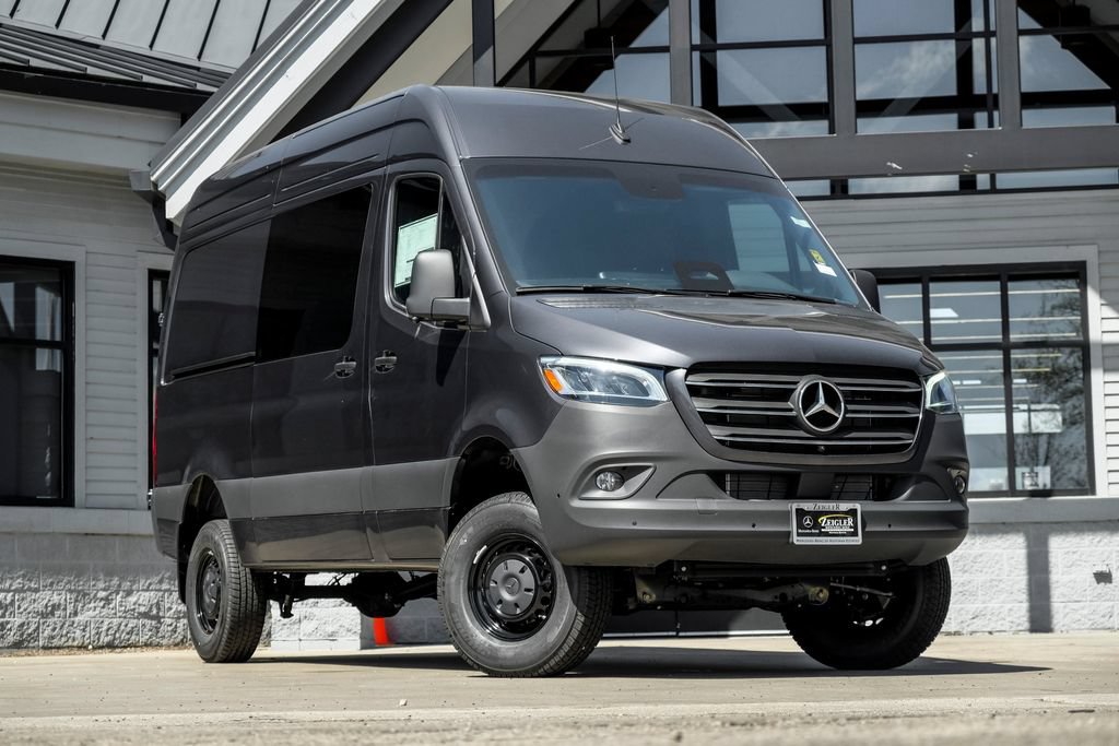 Used 2026 Mercedes-Benz Sprinter 2500 image 1