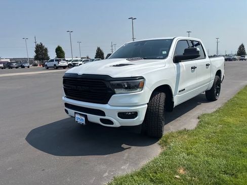 Used 2024 RAM 1500 Laramie AWD/4WD image 8