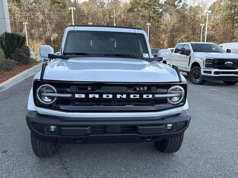 New 2025 Ford Bronco Outer Banks image 10