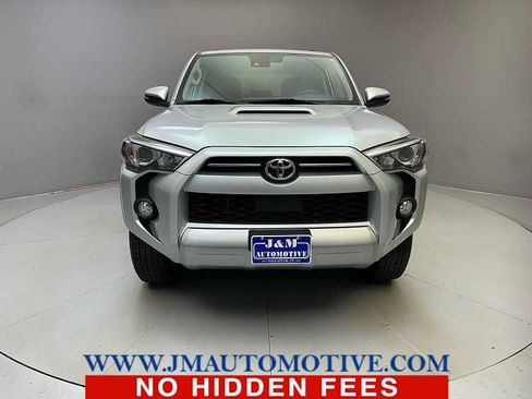 Used 2020 Toyota 4Runner TRD Off-Road Premium image 8