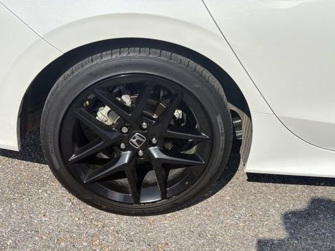 Used 2024 Honda Civic Sport image 5