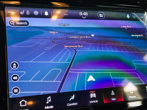 Used 2022 Dodge Durango SRT w/ Premium Interior Group image 5