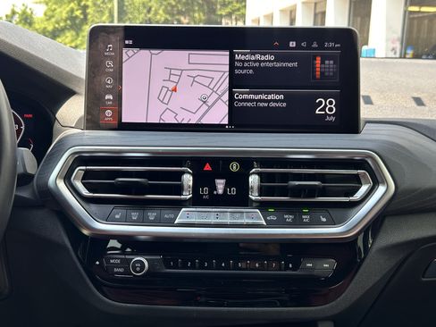 Used 2022 BMW X3 sDrive30i w/ M Sport Package 2 RWD image 17