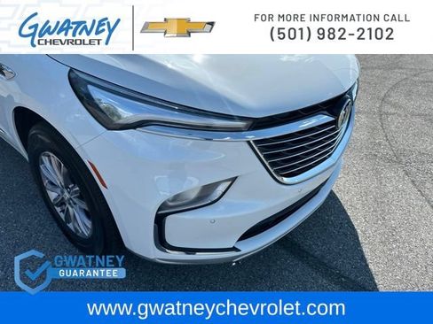 Used 2023 Buick Enclave Essence w/ LPO, Floor Liner Package FWD image 13
