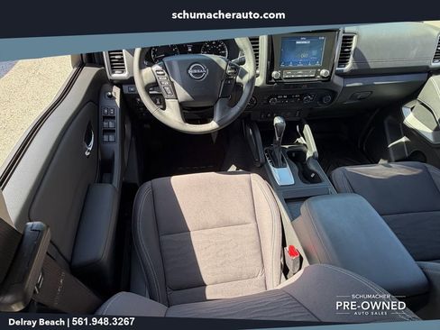 Used 2022 Nissan Frontier SV AWD/4WD image 13