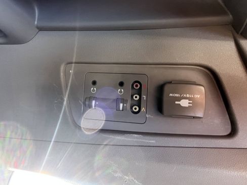 Used 2015 Honda Odyssey EX-L image 38