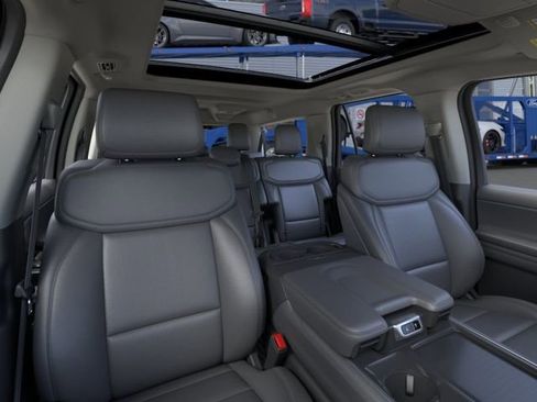 New 2026 Ford Expedition Max Active RWD image 10