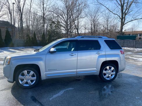 Used 2015 GMC Terrain Denali image 2