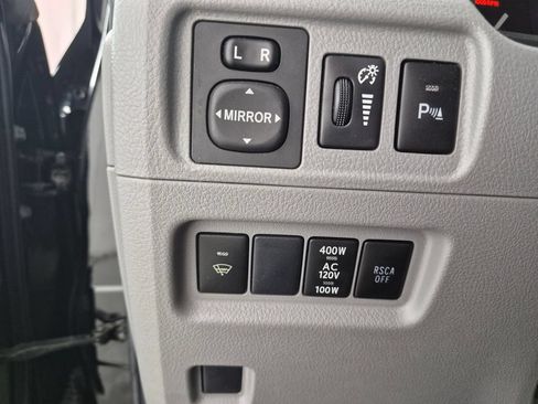 Used 2013 Toyota 4Runner SR5 w/ Premium Pkg w/3rd Row Seat AWD/4WD image 12