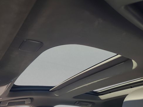 Used 2022 Cadillac CT5 Sport w/ Climate Package image 16