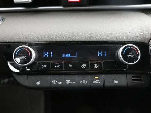 Used 2021 Hyundai Elantra SEL w/ Convenience Package image 16