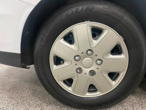 Used 2018 Ford Focus S image 24