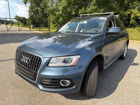 Used 2016 Audi Q5 2.0T Premium Plus w/ Technology Package AWD/4WD image 13
