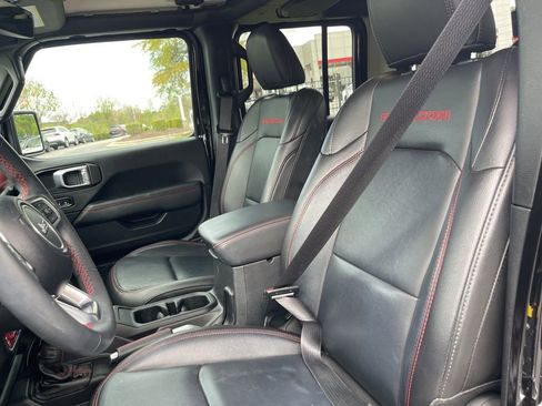 Used 2022 Jeep Gladiator Rubicon w/ Trailer Tow Package image 9