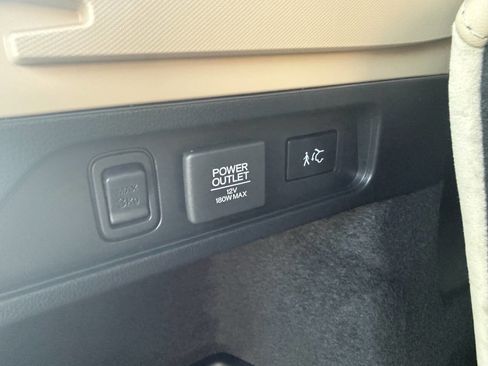 Used 2023 Acura MDX SH-AWD w/ Advance Package image 25