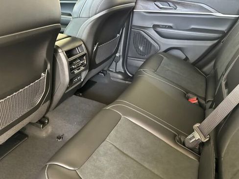 New 2026 Jeep Grand Cherokee Altitude AWD/4WD image 9