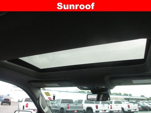 Used 2022 GMC Sierra 1500 Denali AWD/4WD image 19