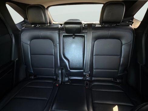 Used 2020 Ford Escape SEL FWD image 25