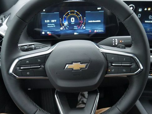 New 2026 Chevrolet Equinox LT image 11