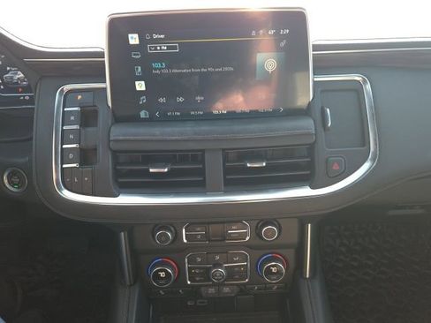 Used 2022 Chevrolet Tahoe Z71 w/ Z71 Off-Road Package image 32