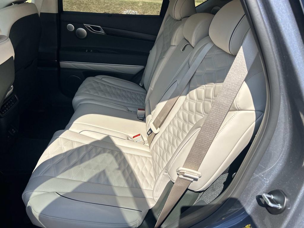 New 2027 Genesis GV80 3.5T e-SC AWD/4WD image 19