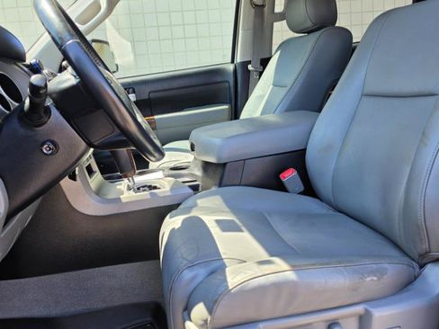 Used 2010 Toyota Tundra Platinum AWD/4WD image 10