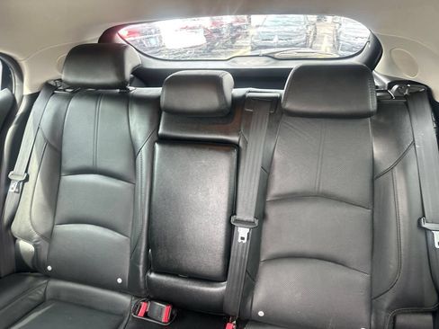 Used 2018 MAZDA MAZDA3 Grand Touring w/ Premium Equipment Package FWD image 19