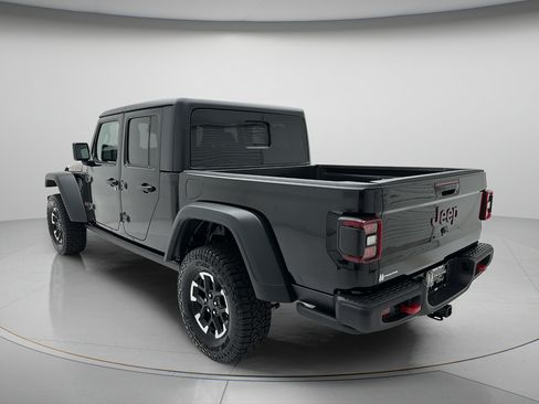 Used 2026 Jeep Gladiator Rubicon AWD/4WD image 7