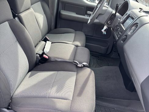 Used 2006 Ford F150 XLT image 25