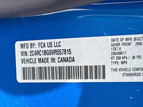 New 2027 Chrysler Pacifica Select FWD image 21