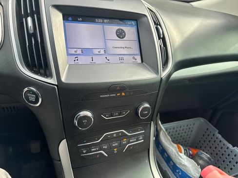 Used 2019 Ford Edge SEL w/ Equipment Group 201A FWD image 5