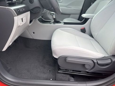Used 2026 Hyundai Kona SEL Sport image 24