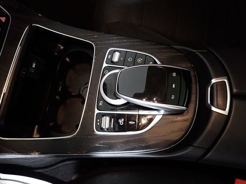 Used 2018 Mercedes-Benz E 43 AMG 4MATIC Sedan image 34