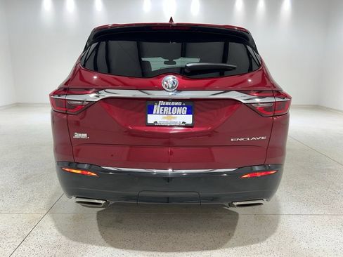Used 2019 Buick Enclave Essence FWD image 4