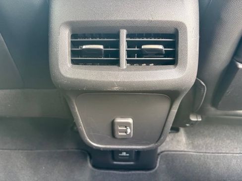 Certified 2023 GMC Terrain SLT w/ Elevation Edition AWD/4WD image 20