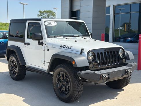 Used 2014 Jeep Wrangler Sport AWD/4WD image 2