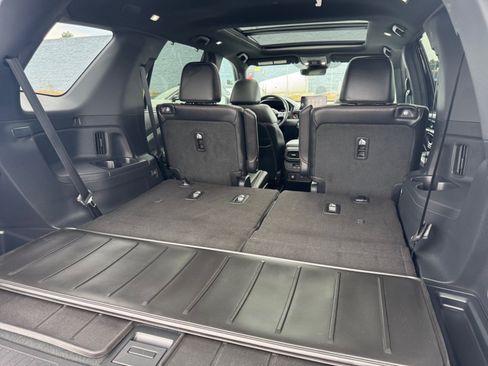 Used 2023 Honda Pilot TrailSport image 16