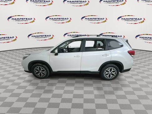 Used 2021 Subaru Forester Premium image 5