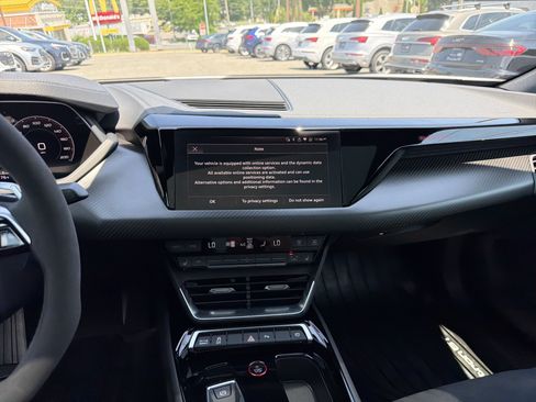 Used 2024 Audi e-tron GT Premium Plus AWD/4WD image 9