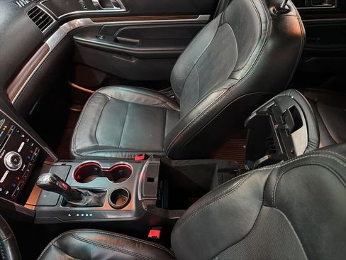 Used 2016 Ford Explorer Limited w/ Equipment Group 301A FWD image 54