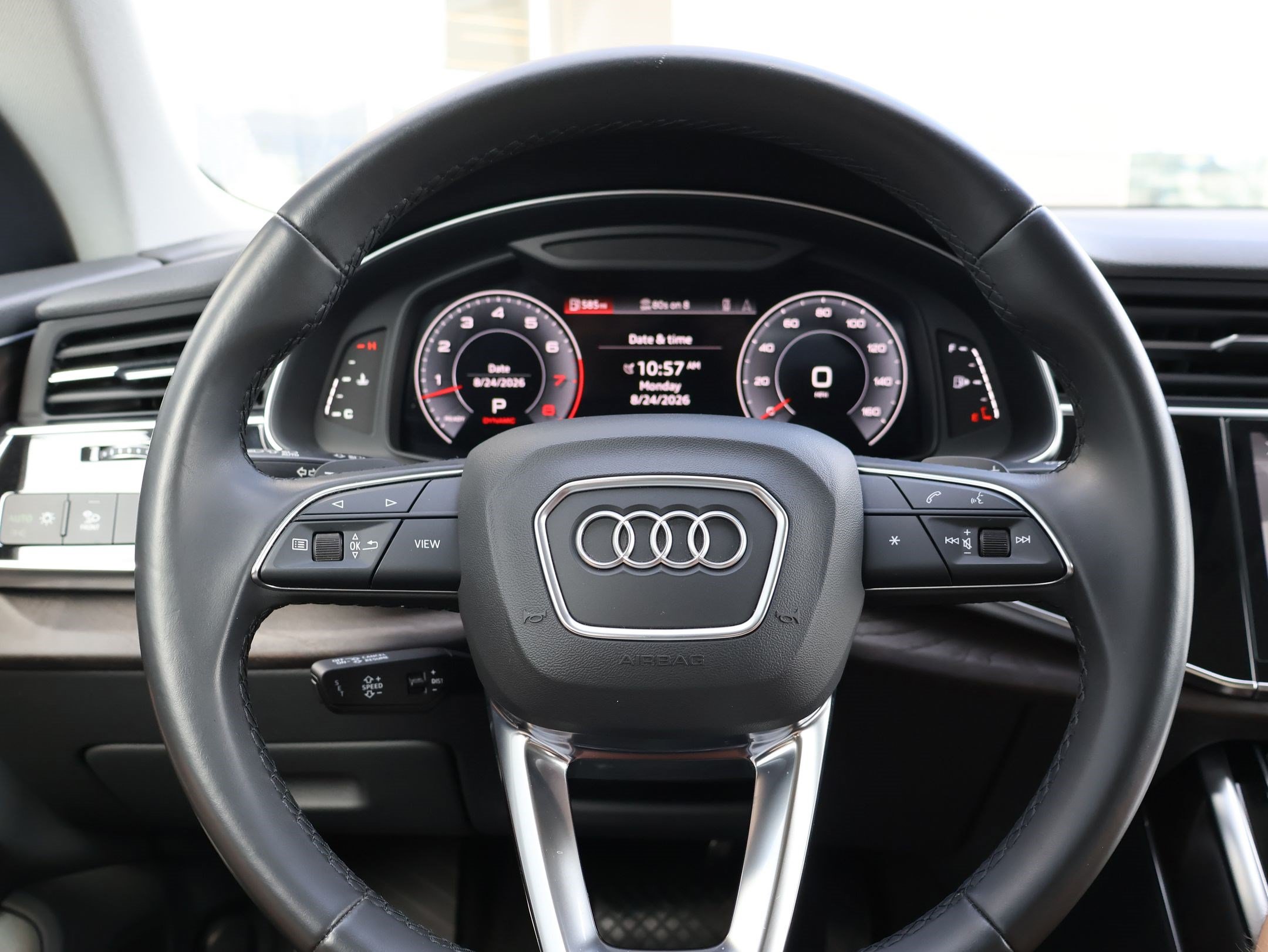 Used 2022 Audi Q8 Premium Plus AWD/4WD image 17