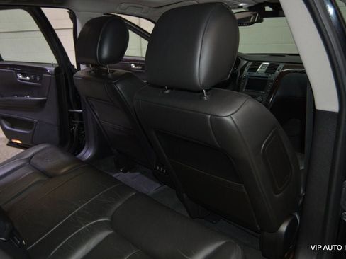 Used 2010 Cadillac DTS Premium w/ Driver Awareness Package image 19