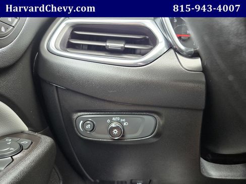 Used 2021 Chevrolet Equinox LS AWD/4WD image 21