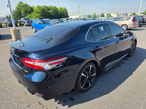 Used 2018 Toyota Camry XSE FWD image 15